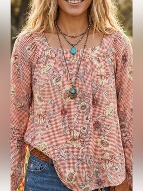 LC Lauren Conrad M gingham plaid Fall floral babydoll blouse cottagecore
